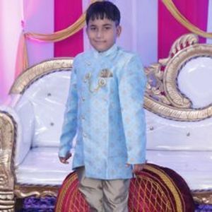 Meet your Posher, Afrin